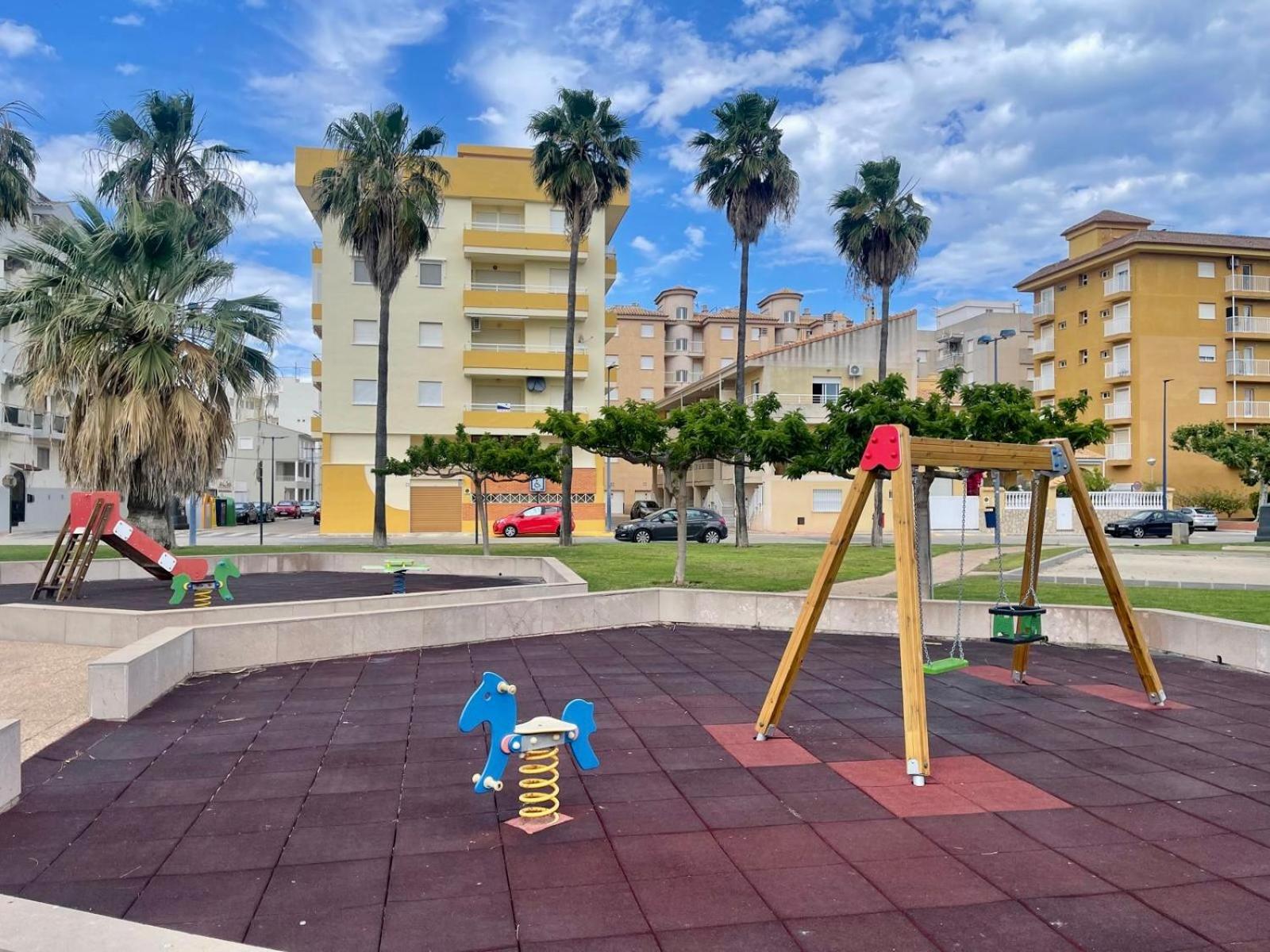 Playa De Miramar - 3 Min Walk To The Beach, Family-Friendly, Near Gandia Dış mekan fotoğraf